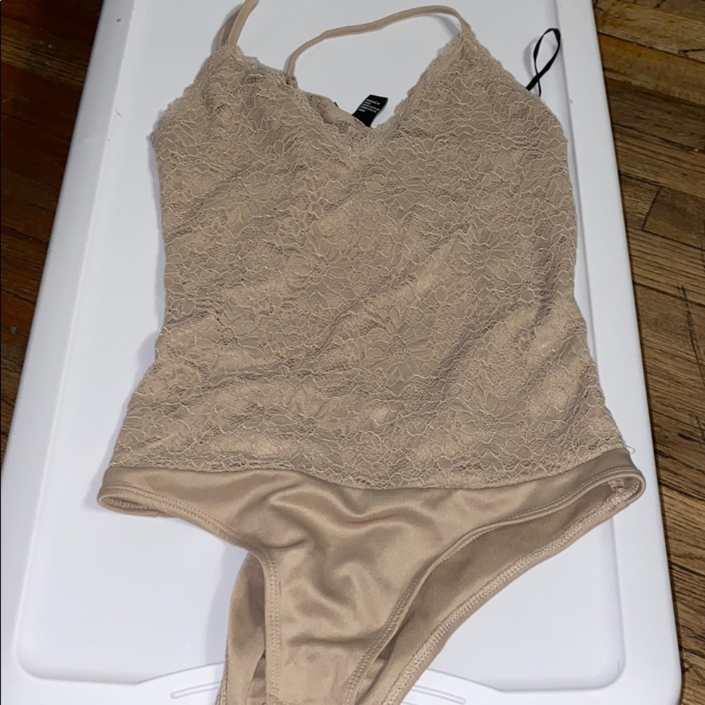 Lace body suit